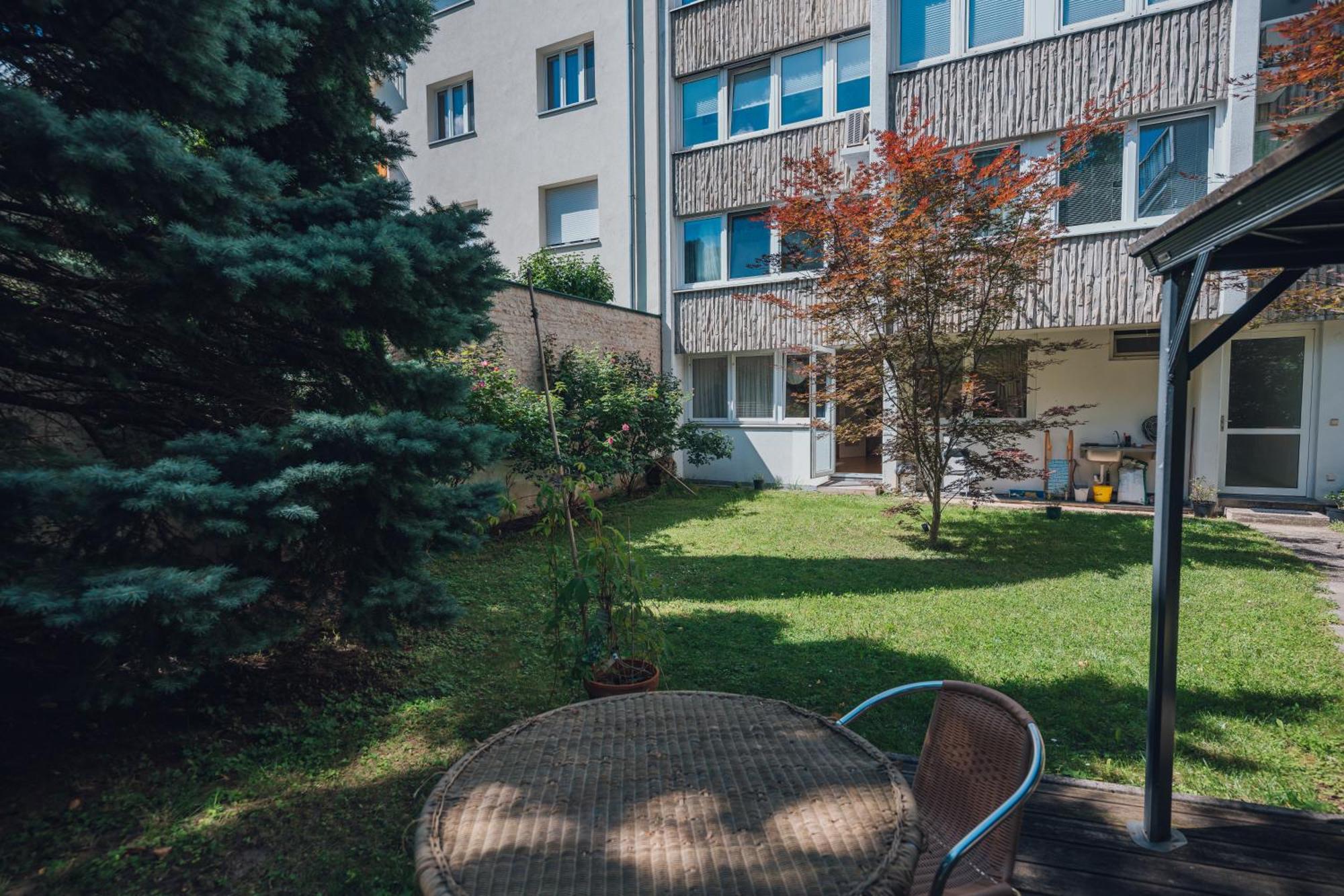 Bezauberndes Mit Privatem Garten Apartment Wien